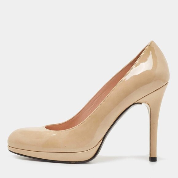 Stuart Weitzman Shoes - Stuart Weitzman Size 9M Nude Beige Patent Leather Round Toe Stiletto Heel Pumps